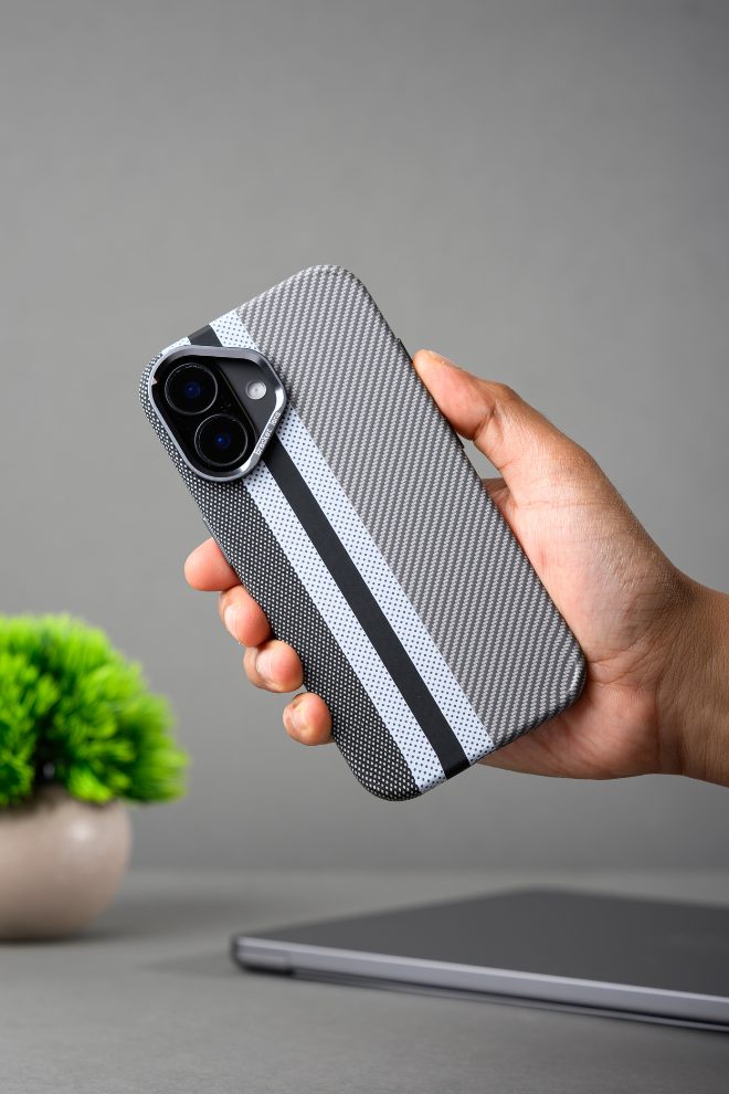 Magsafe Carbon Fiber Case for iphone 16 plus Race Track – Gray (2)