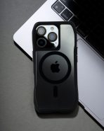 Magsafe Perfect Grip Hold Black Transparent Case for iPhone 16 pro max (6)