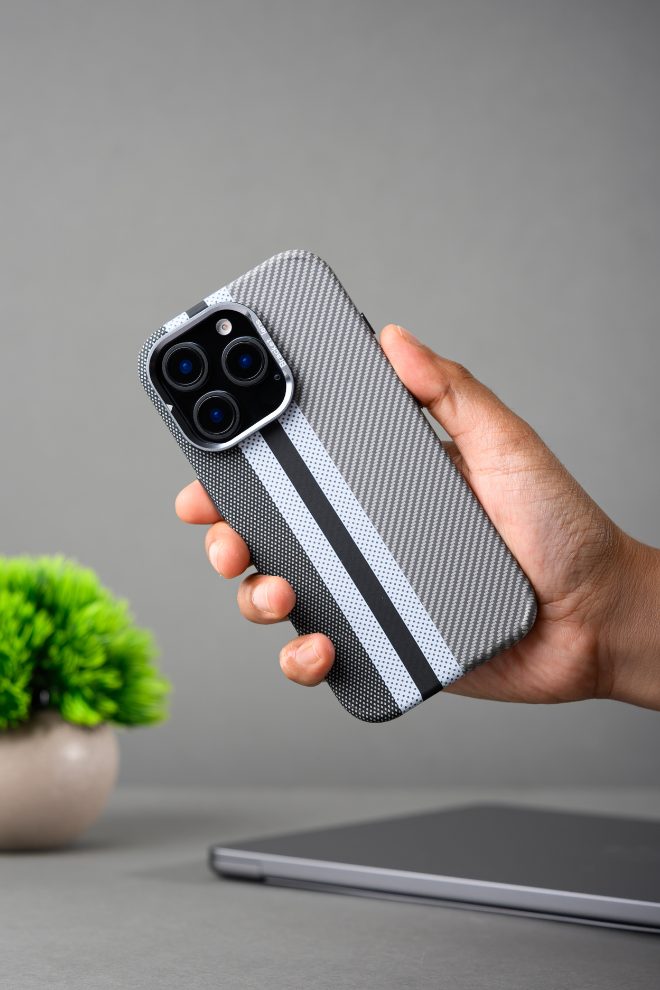 magsafe carbon fiber gray case