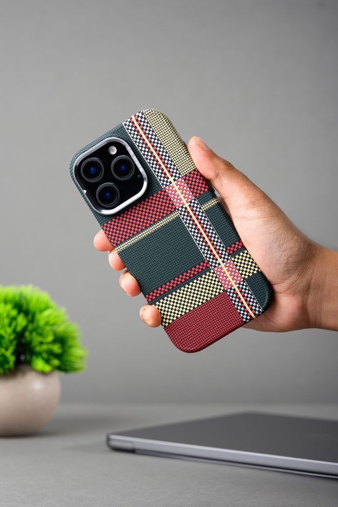 magsafe carbon fiber red green case