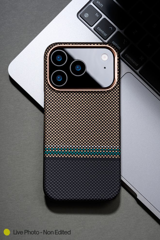 MagSafe Carbon Fiber Case for iPhone 17 Pro 17 Pro Max Gold Pattern