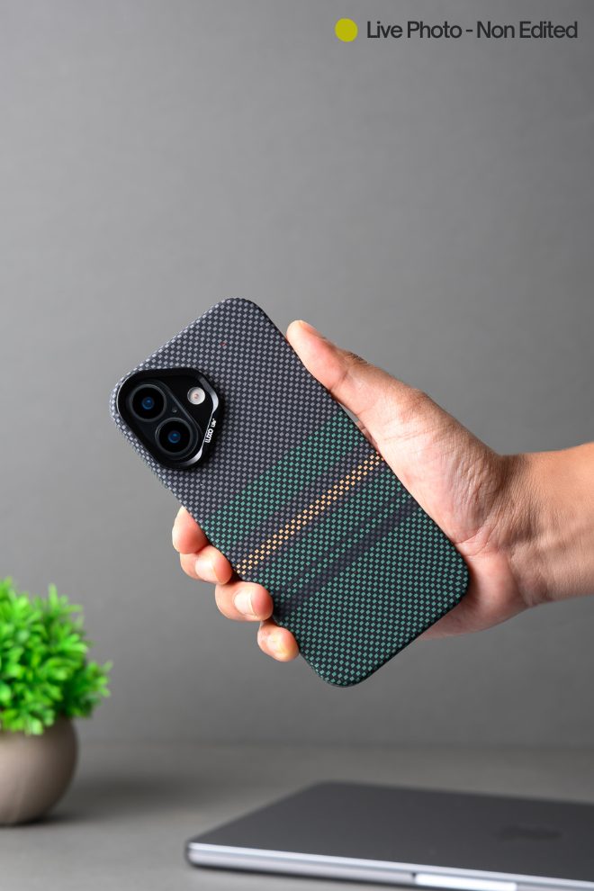 MagSafe Carbon Fiber Case for iPhone 17 Green Pattern (2)