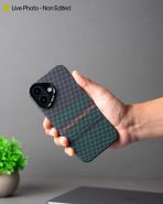 MagSafe Carbon Fiber Case for iPhone 17 Green Pattern (6)