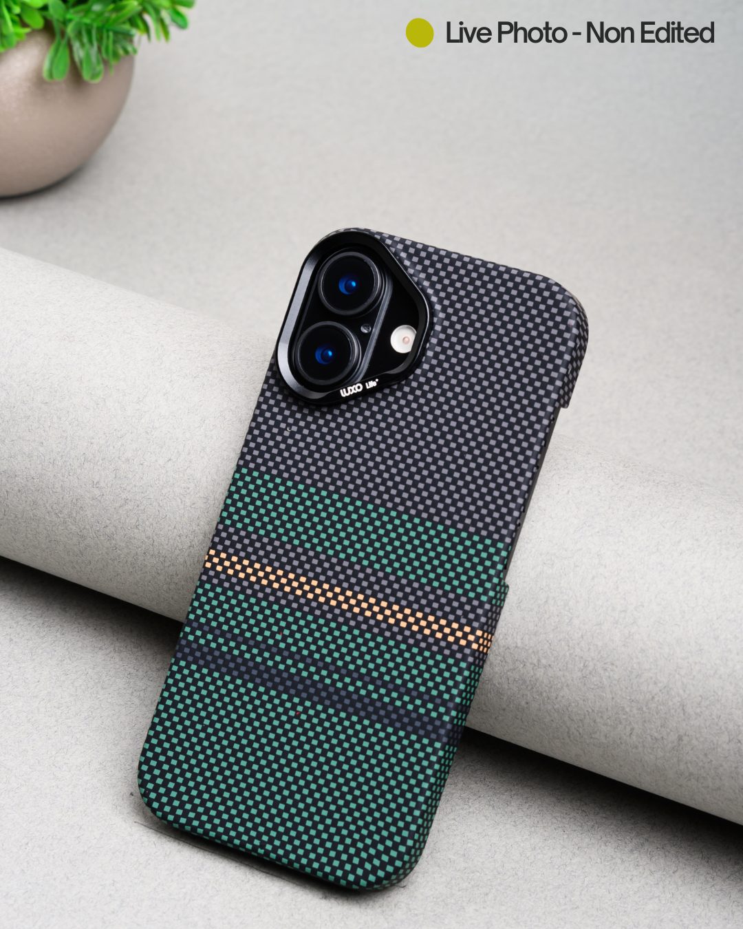 MagSafe Carbon Fiber Case for iPhone 17 Green Pattern (7) MagSafe Carbon Fiber Case for iPhone 17 Green Pattern (7)