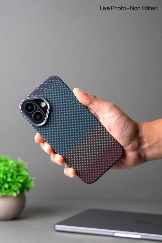 MagSafe Carbon Fiber Case for iPhone 17 Triadic Pattern (2)